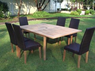 Nevis Extendable Table Set Click to enlarge